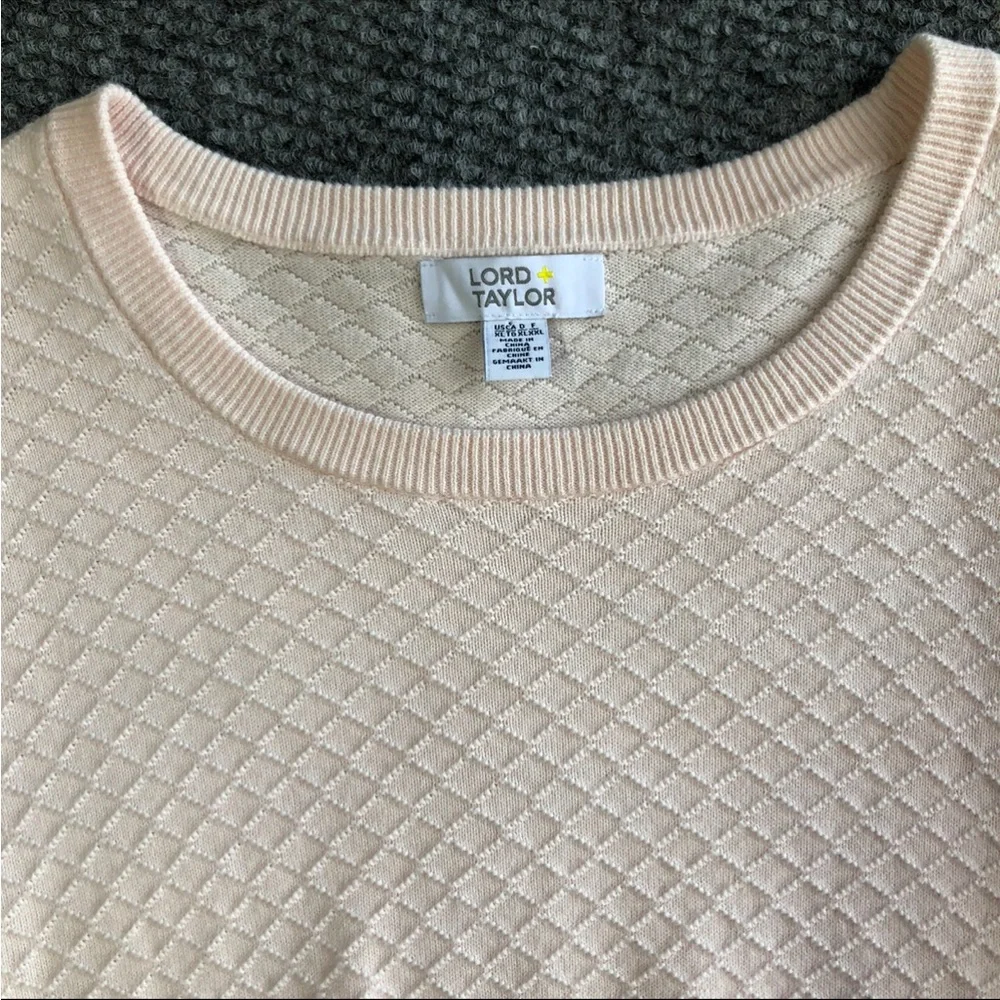 Lord + Taylor pullover textured three quarter sleeve 100% cotton top size XL